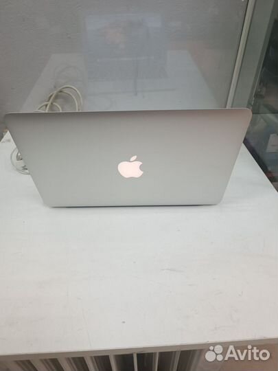 Ноутбук Apple MacBook Air 2012 A1465