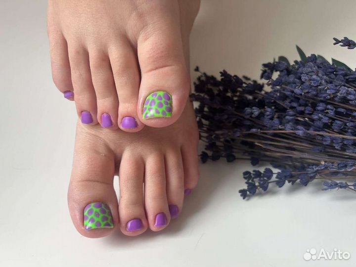 Мастер маникюра и педикюра