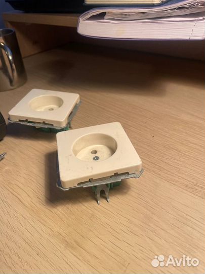 Розетки 2шт