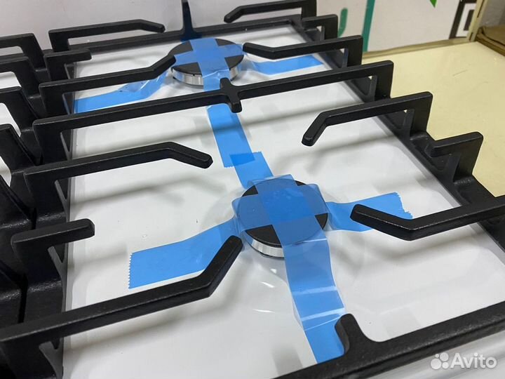 Поверхность газовая Hansa bhgw63030 белая