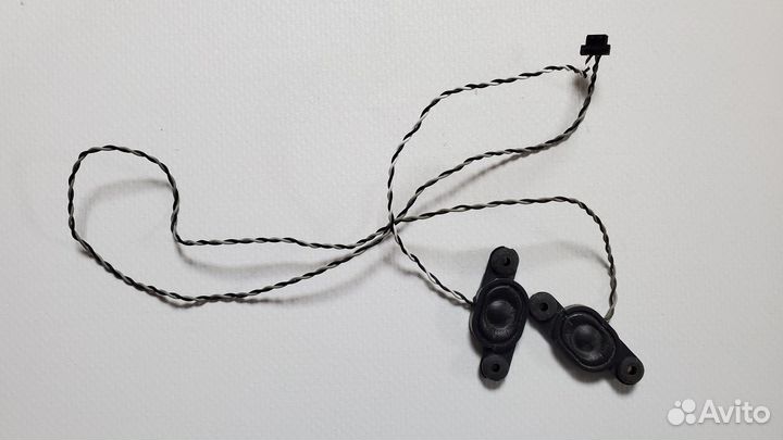 Динамики ноутбука Toshiba Satellite C850 2 вида