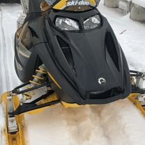 Снегоход SKI DOO Renegade X800