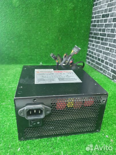 Блок питания Thermaltake Toughpower 700w t4026