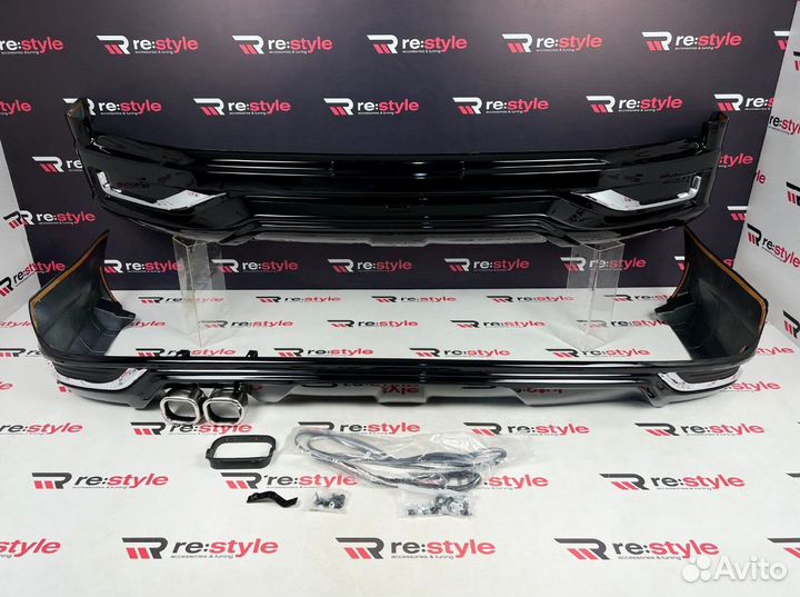 Обвес Toyota Land Cruiser 200 с 16г Черный