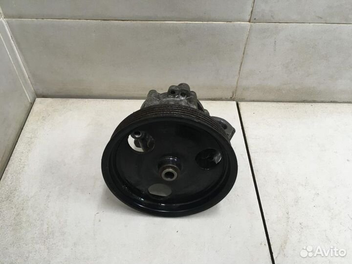 Насос гидроусилителя Terrano III (D10) 2014