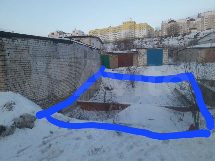 Гараж, > 30 м²