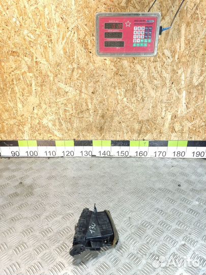 Дефлектор воздушный Nissan Tiida c11