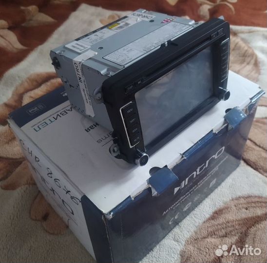 Штатное головное устройство intro 8676