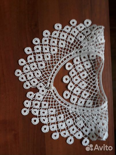 Воротничок белый