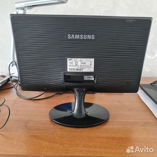 Монитор Samsung LS19A300 (Скупка Трейд-Ин)