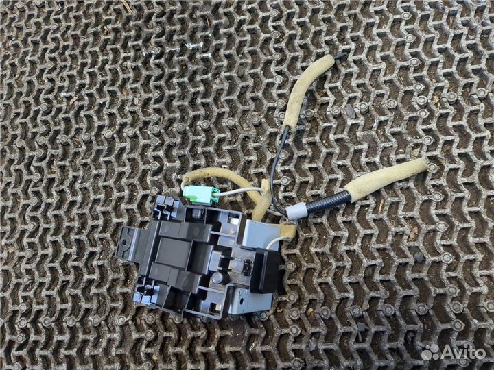 Блок управления антенной Subaru Impreza, 2017