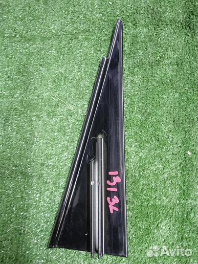 Накладка двери задней левой VW Touareg 2002-2010