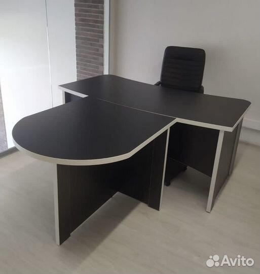 Стол руководителя