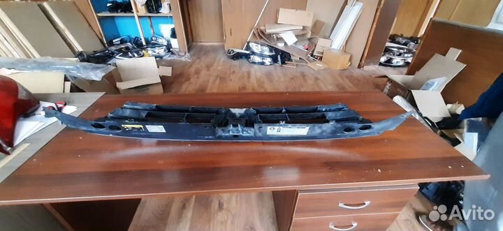 Решетка радиатора передняя Volkswagen Tiguan 2