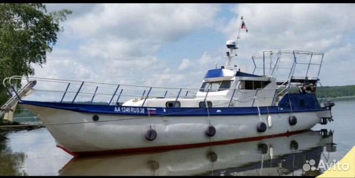 Прогулки на катере по Байкалу