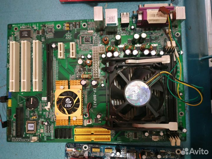 Материнки рабочие