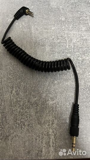 Петличный микрофон Saramonic UwMic9