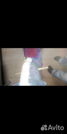 Игрушка лошадка качалка