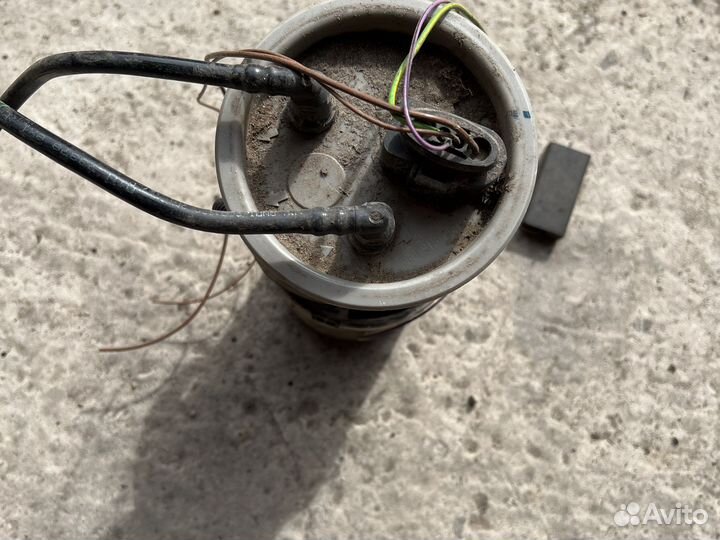 Топливный насос Volkswagen Passat B4