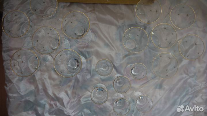 Стеклянный сервиз