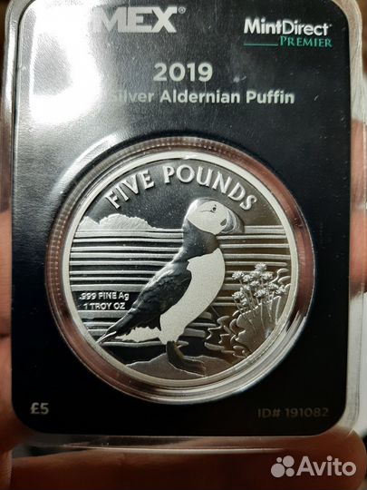 Серебреная монета Великобритании