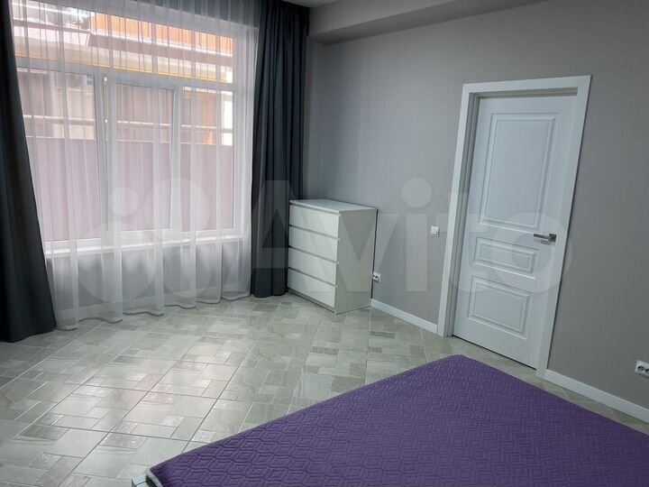 2-к. квартира, 50 м², 1/4 эт.