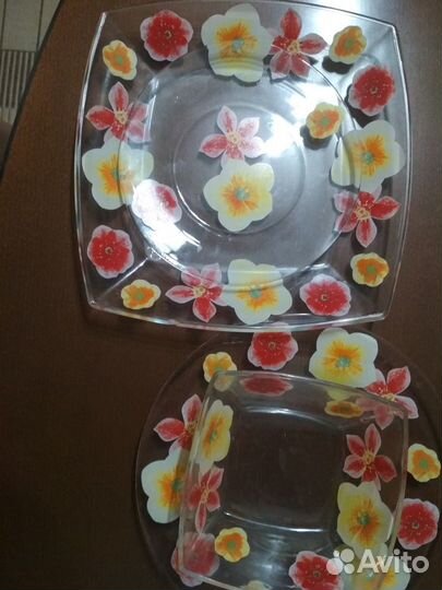 Набор тарелок