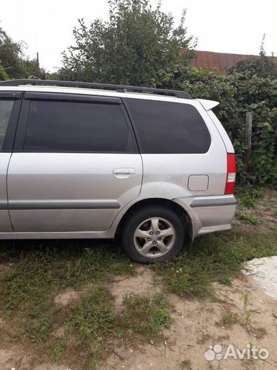 Mitsubishi Space Wagon, 2003