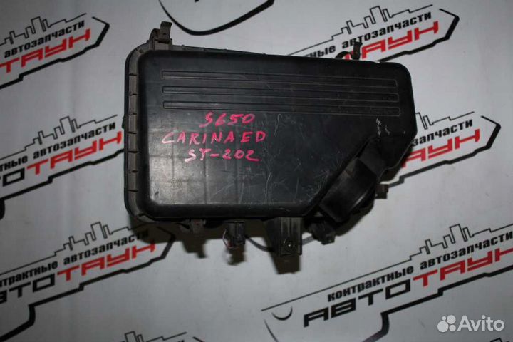 Корпус воздушного фильтра toyota carina ED celica