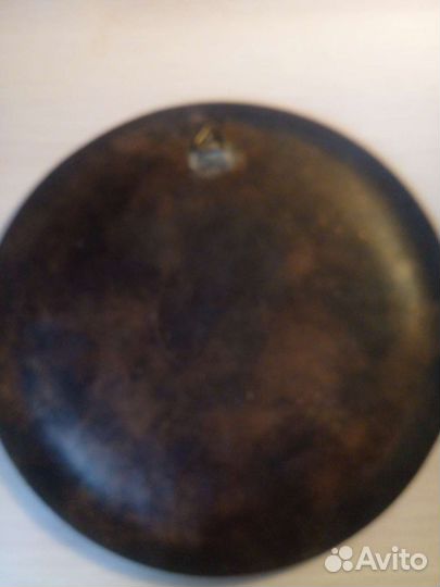 Настеные тарелки