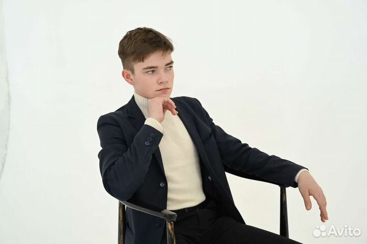 Официант от 16 лет