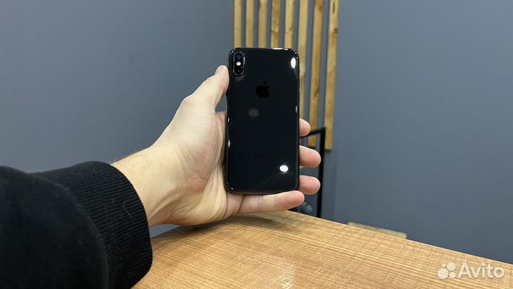 iPhone X, 256 ГБ