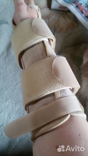 Ортез шинирующий на лучезапястный сустав правый