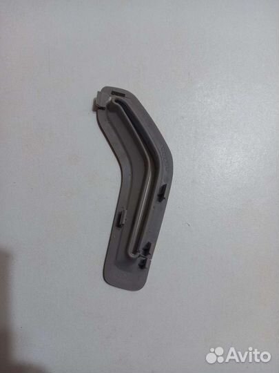 Направляющая ремня пассажира Volvo xc90 s60 s80 xc