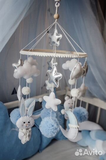 Музыкальный мобиль на кроватку из фетра под заказ