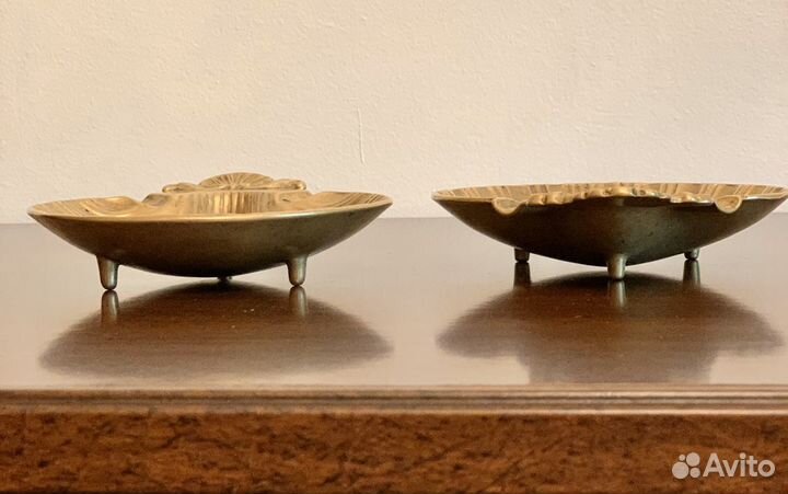 Бронзовые Антикварные пепельницы