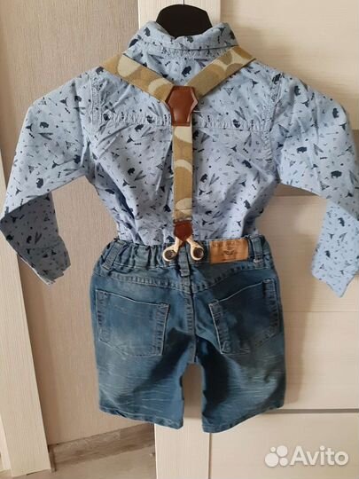 Рубашка и джинсовые шорты