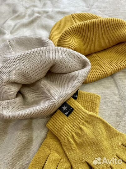 Комплект осень зима шапки платок перчатки