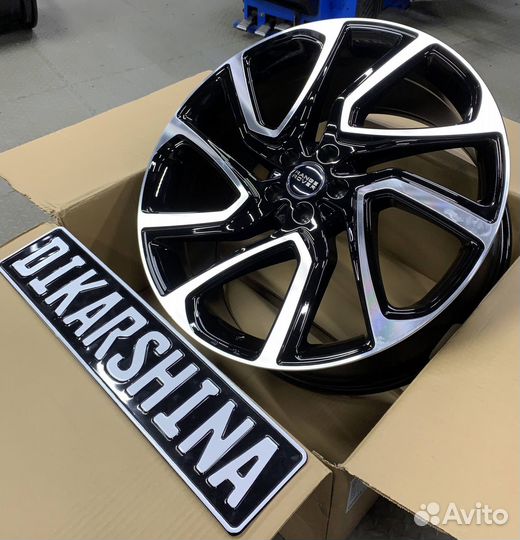 Диски на Range Rover Evoque Рендж Ровер Ивок R21