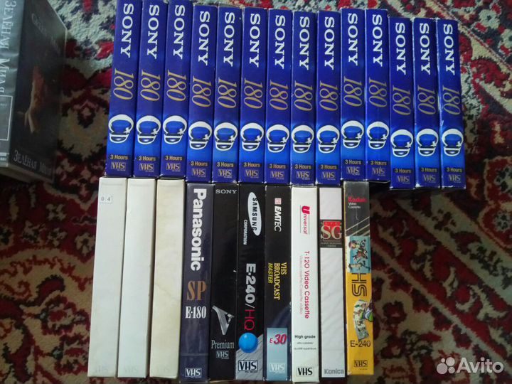 Видеокассеты