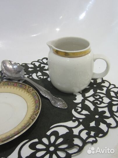 Молочник хайта белый