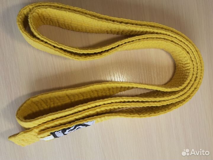 Жёлтый пояс для кимоно