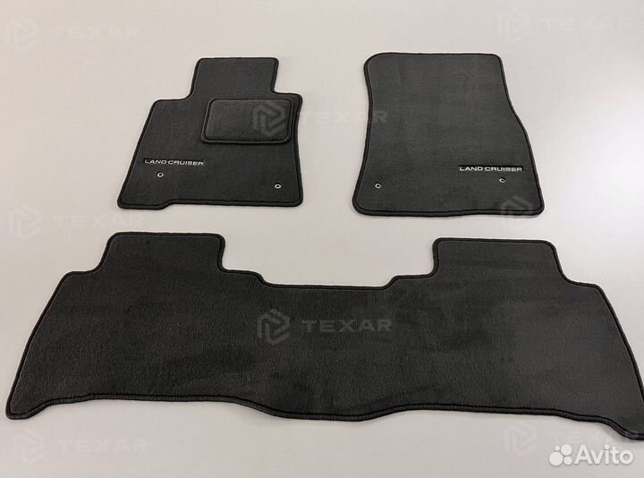 Коврики на Toyota Land Cruiser 200