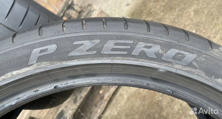 Pirelli P Zero 275/35 R20