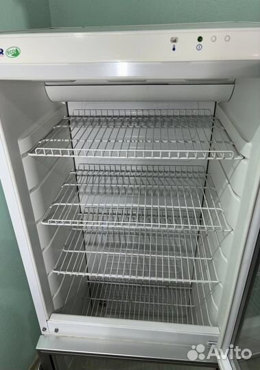 Холодильный шкаф polair