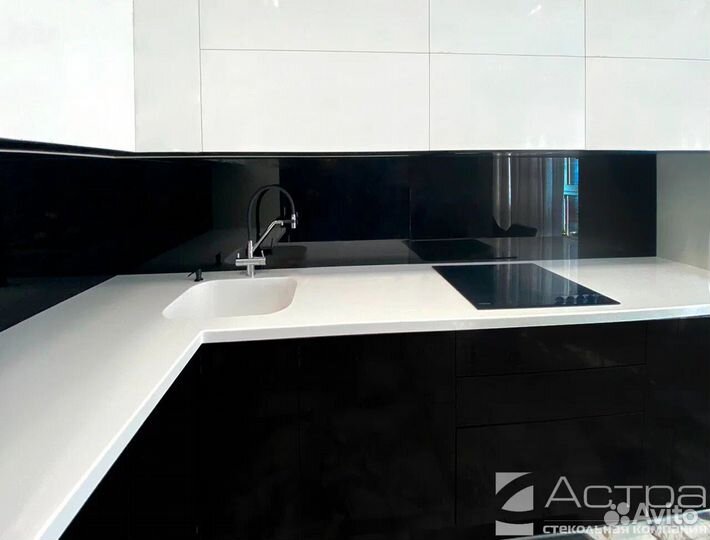 Кухонный стеклянный фартук с дизайном