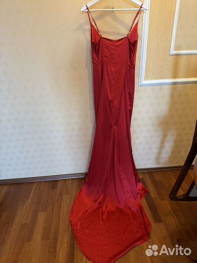 Вечернее платье