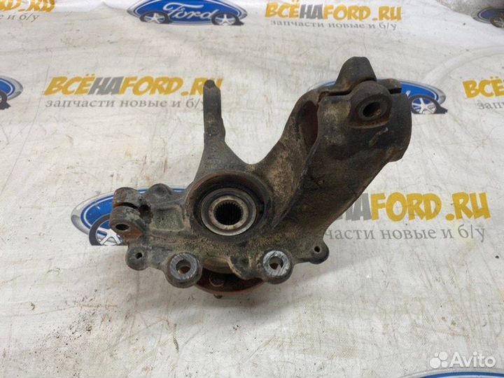 Кулак поворотный передний левый Ford Focus 3