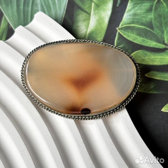 Ретро брошь