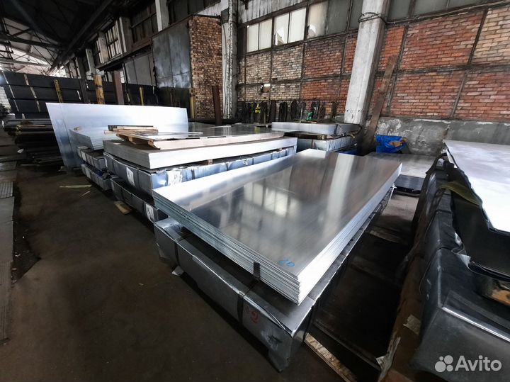 Лист горячекатаный с ромбическим рифл. 6х1500х6000